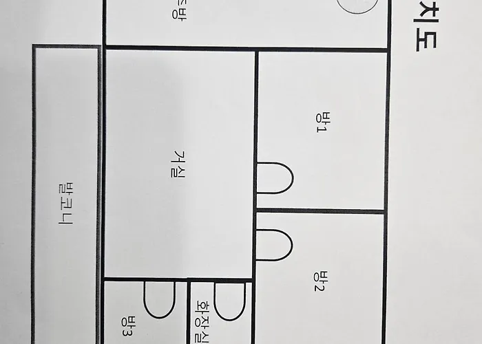 Hongik Hot Place - Hongdae Yeonnam - Yeontrural Park 2 Min - Cozy Space Emotional - Dining Table For 8 People
